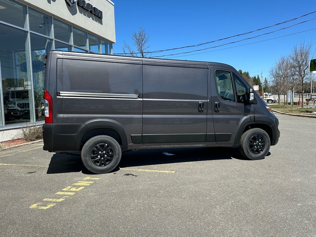 2024 Ram PROMASTER CARGO VAN 1500 SLT+ in Mont-Tremblant, Quebec - 29 - w1024h768px