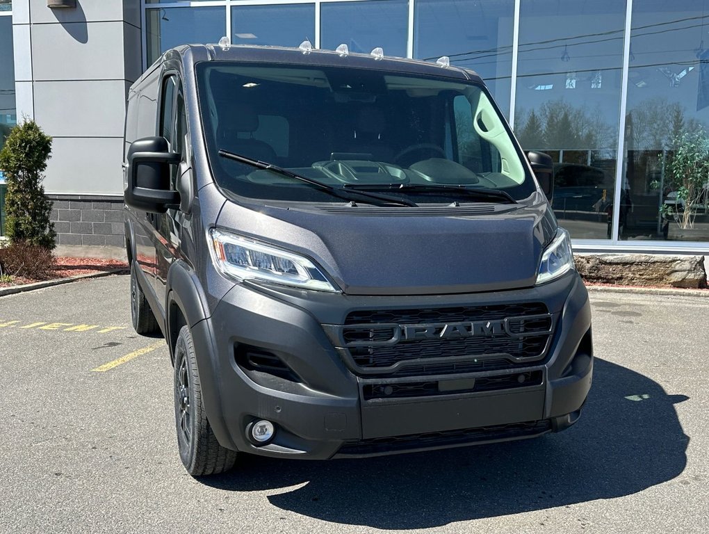 2024 Ram PROMASTER CARGO VAN 1500 SLT+ in Mont-Tremblant, Quebec - 5 - w1024h768px