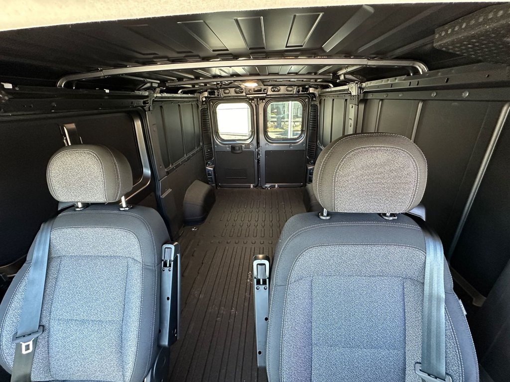 2024 Ram PROMASTER CARGO VAN 1500 SLT+ in Mont-Tremblant, Quebec - 7 - w1024h768px