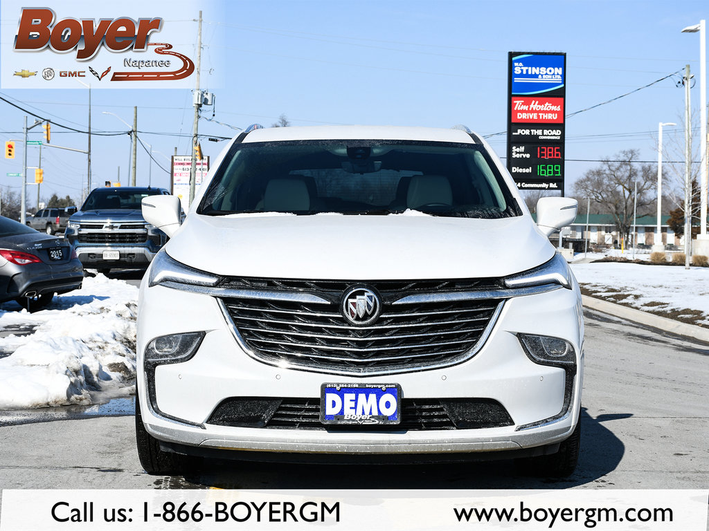 2024 Buick Enclave in Pickering, Ontario - 3 - w1024h768px
