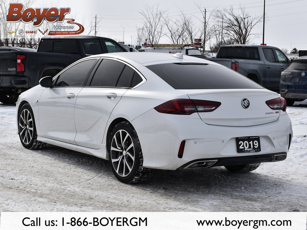 2019 Buick Regal in Napanee, Ontario - 6 - w1024h768px