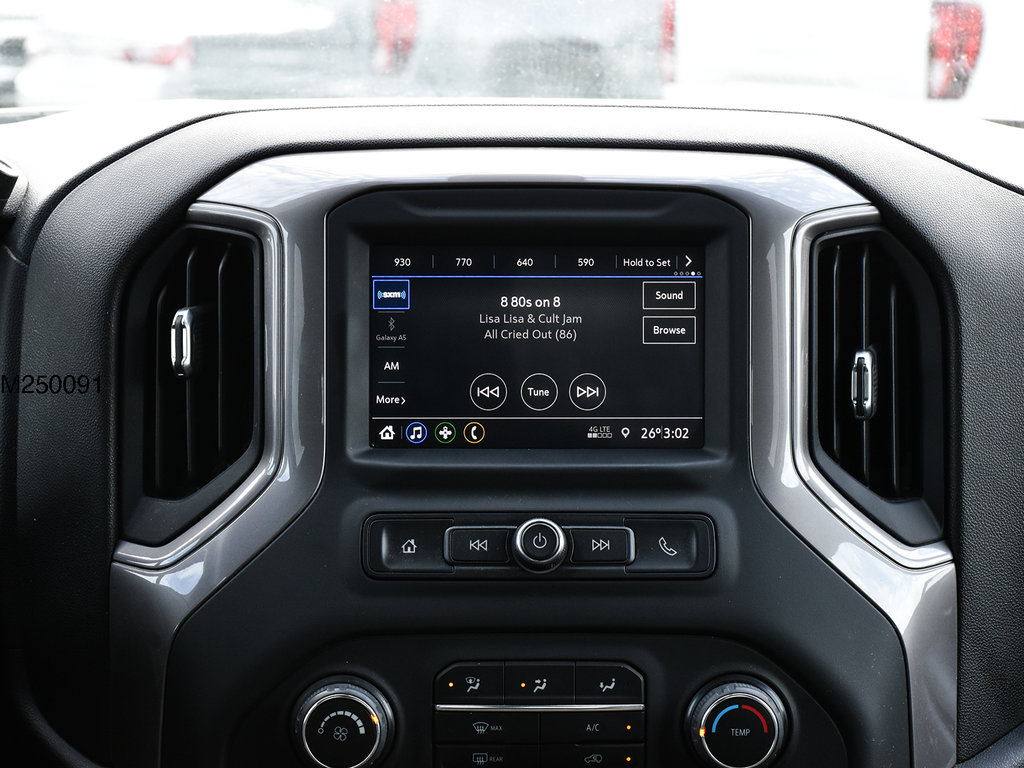 2021 Chevrolet Silverado 1500 in Napanee, Ontario - 21 - w1024h768px