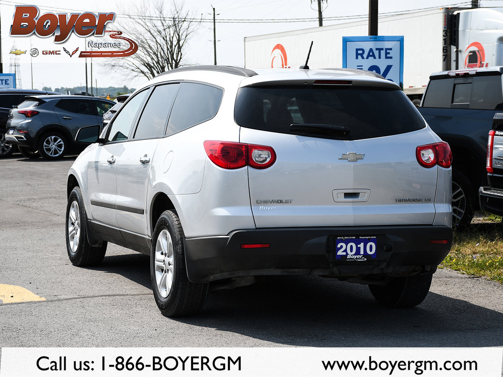 2010 Chevrolet Traverse LS FWD in Pickering, Ontario - 7 - w1024h768px