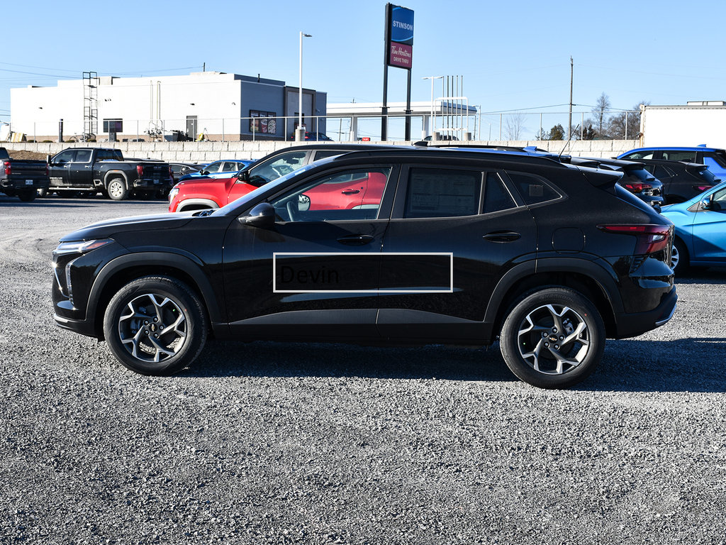 2025 Chevrolet Trax in Pickering, Ontario - 4 - w1024h768px