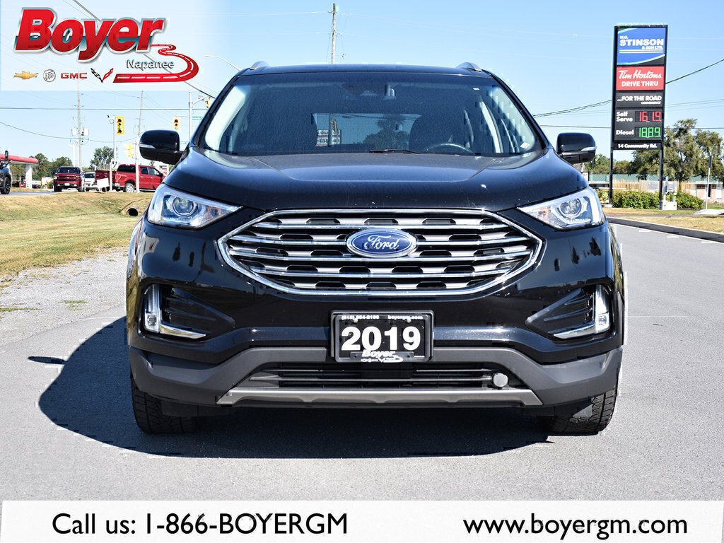 2019 Ford Edge in Napanee, Ontario - 2 - w1024h768px