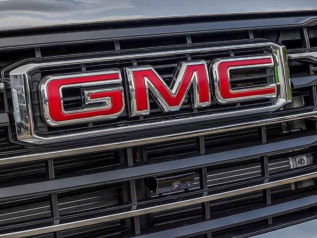 2025 GMC Sierra 2500 HD in Pickering, Ontario - 9 - w1024h768px