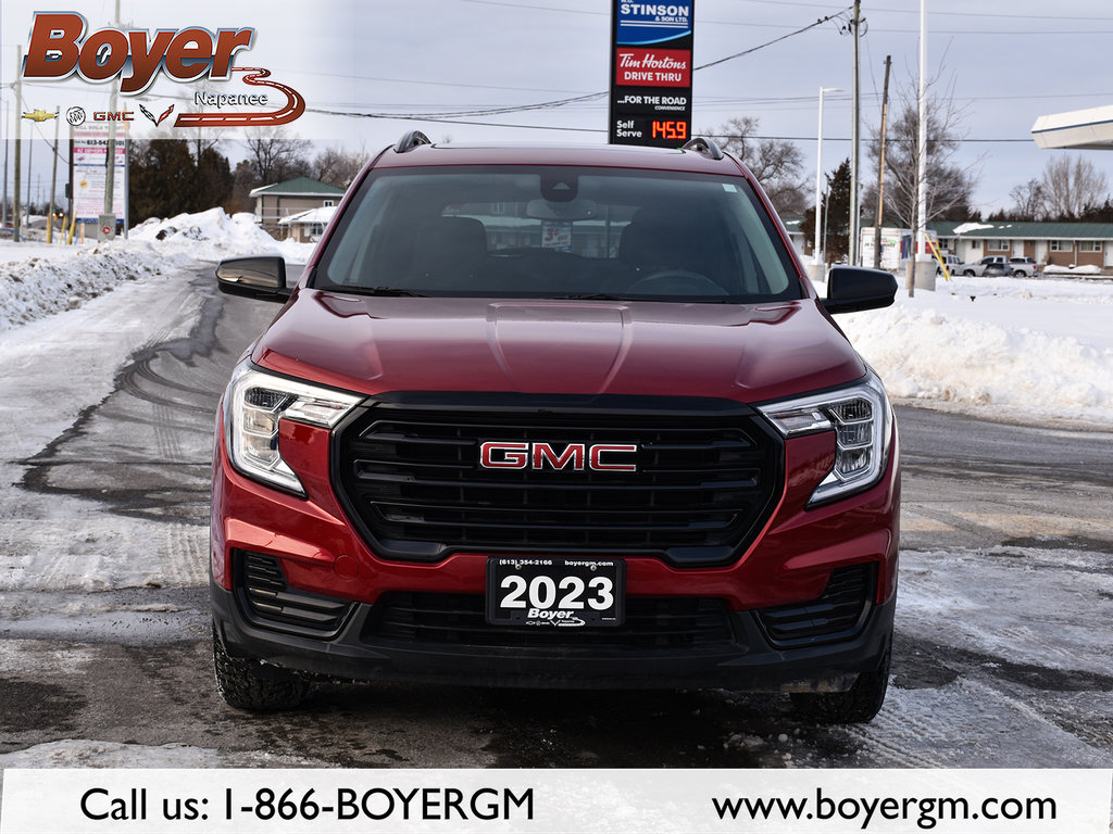 2023 GMC Terrain in Napanee, Ontario - 2 - w1024h768px