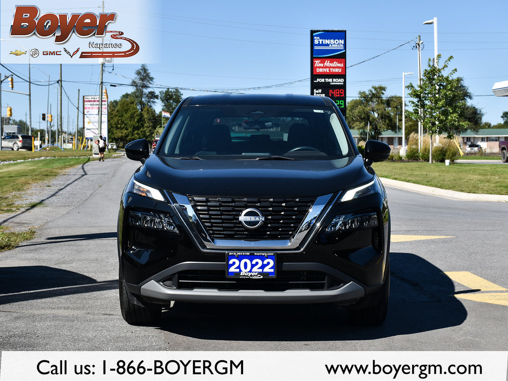 2022 Nissan ROGUE S in Napanee, Ontario - 3 - w1024h768px