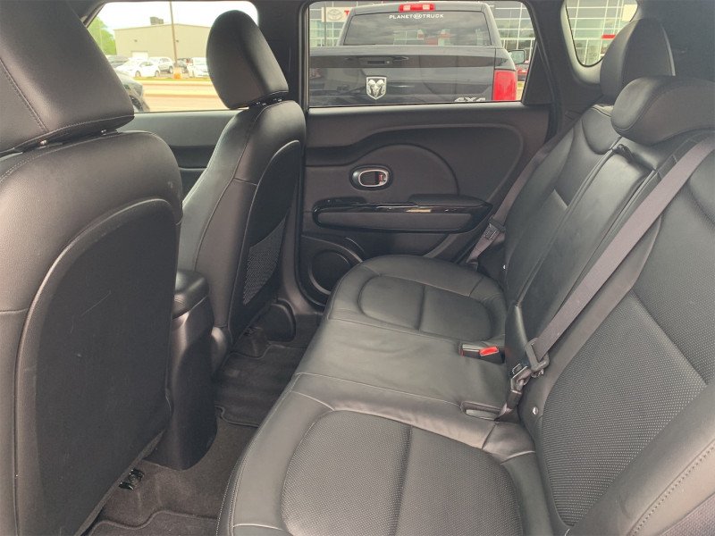 Kia in Brandon 2015 Kia Soul SX Leather Seats Heated Seats 107 B/W 1E037A