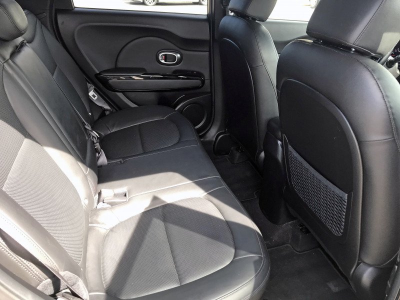 Kia in Brandon 2015 Kia Soul SX Leather Seats Heated Seats 107 B/W 1E037A