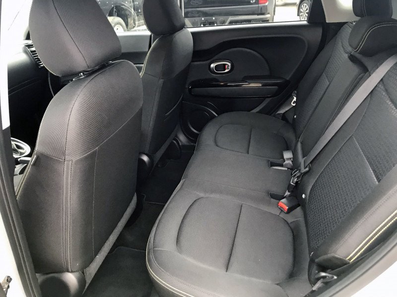 Kia in Brandon 2016 Kia Soul EX+ Heated Seats Bluetooth 81 B/W 0L025A