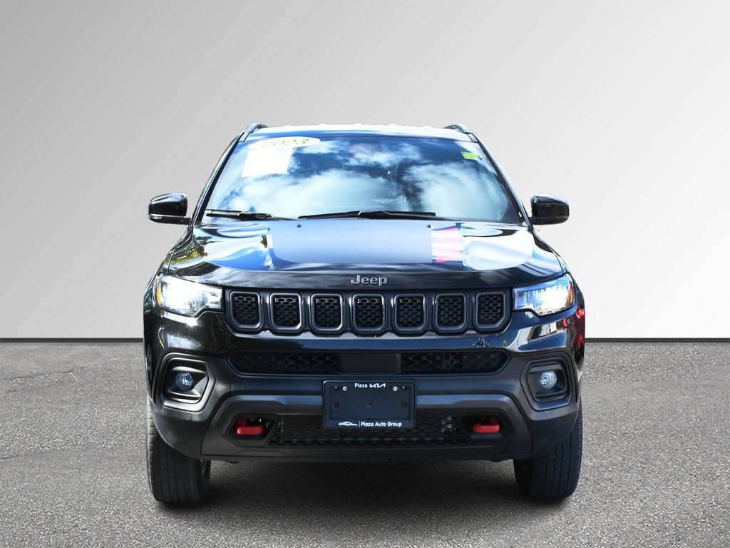 2023 Jeep Compass Trailhawk-1