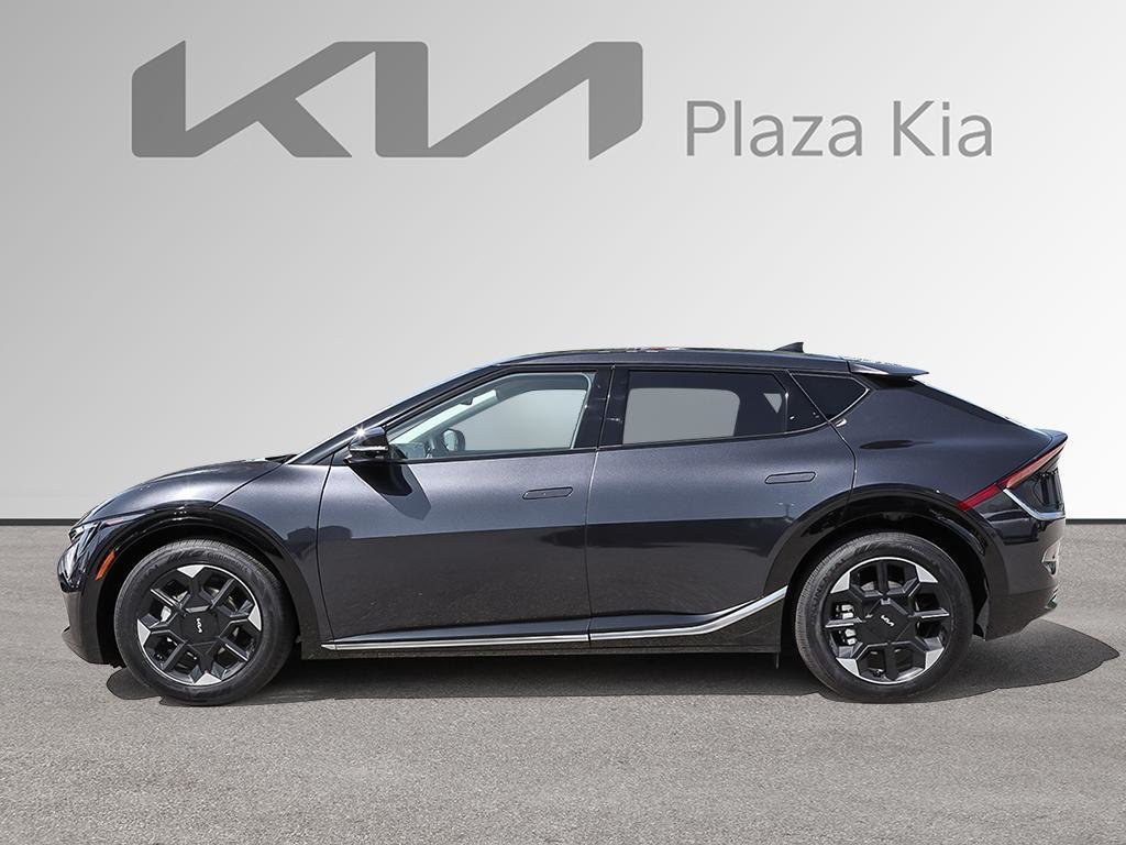 2025 Kia EV6 Land AWD w/ Premium Pkg-2
