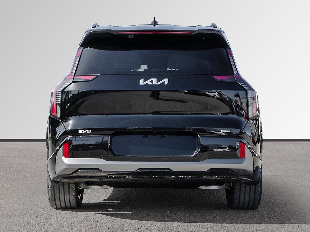 2026 Kia EV9 Land AWD w/ GT-Line-4