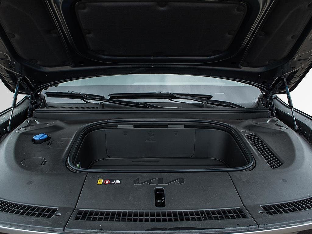 2026 Kia EV9 Land AWD w/ Plus Package-5