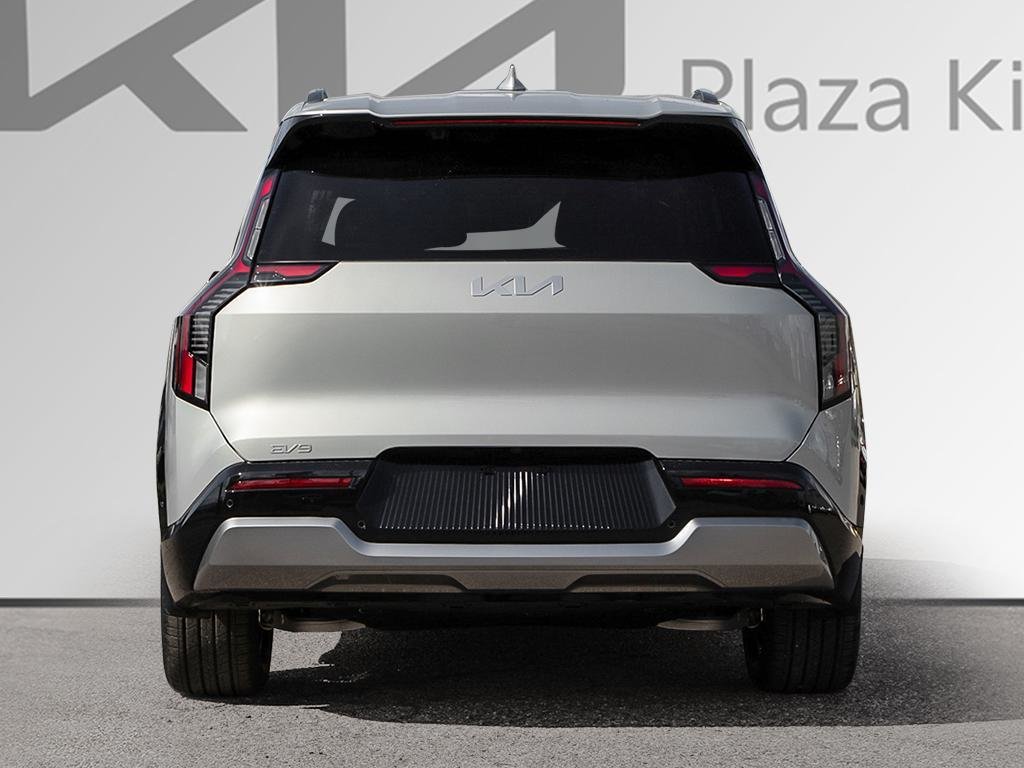 2026 Kia EV9 Land AWD w/ Plus Package-4