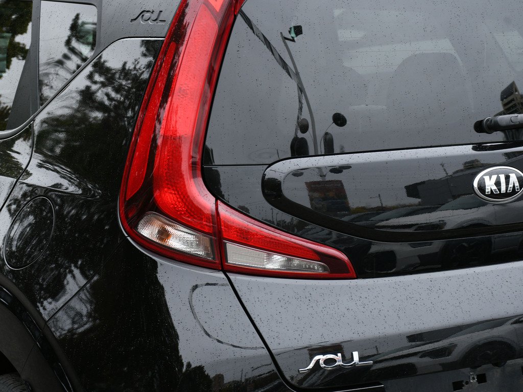 2021 Kia Soul EX-6
