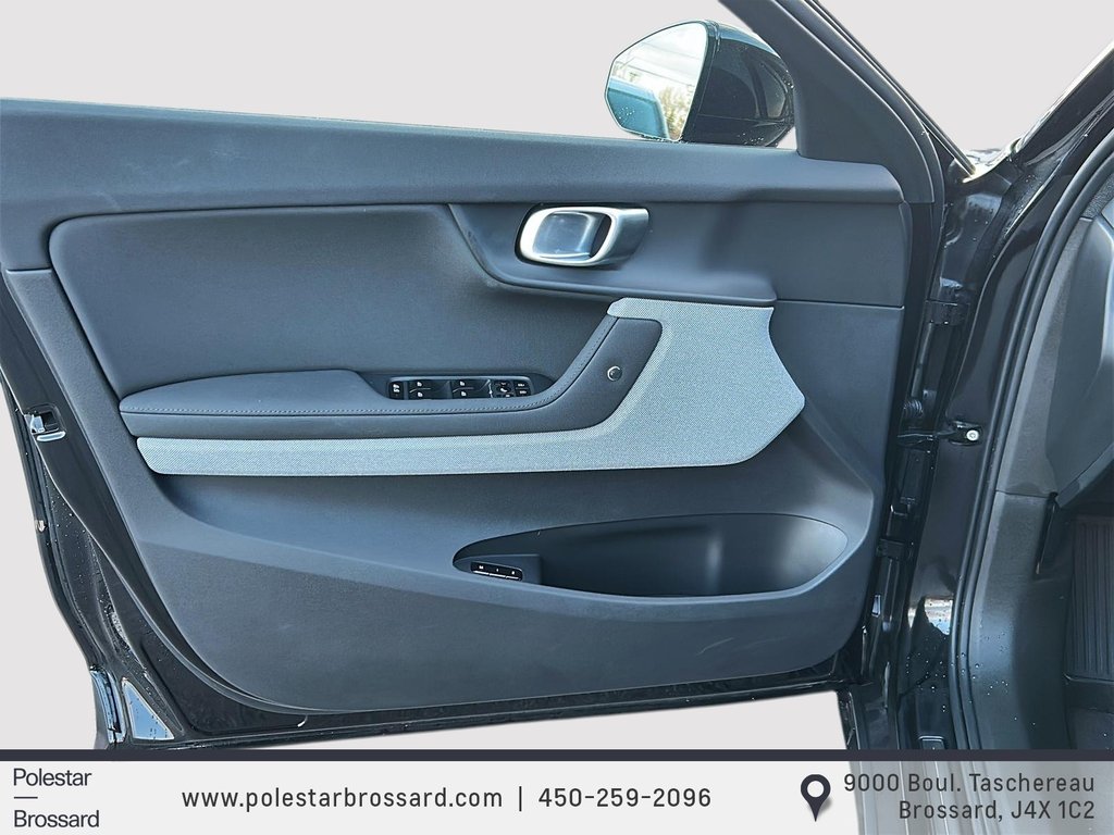 Polestar 2 BASE 2024 à Laval, Québec - 9 - w1024h768px