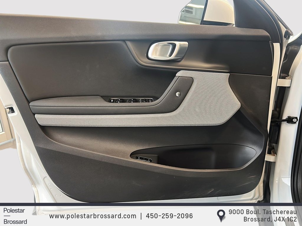 2024 Polestar 2 BASE in Laval, Quebec - 10 - w1024h768px