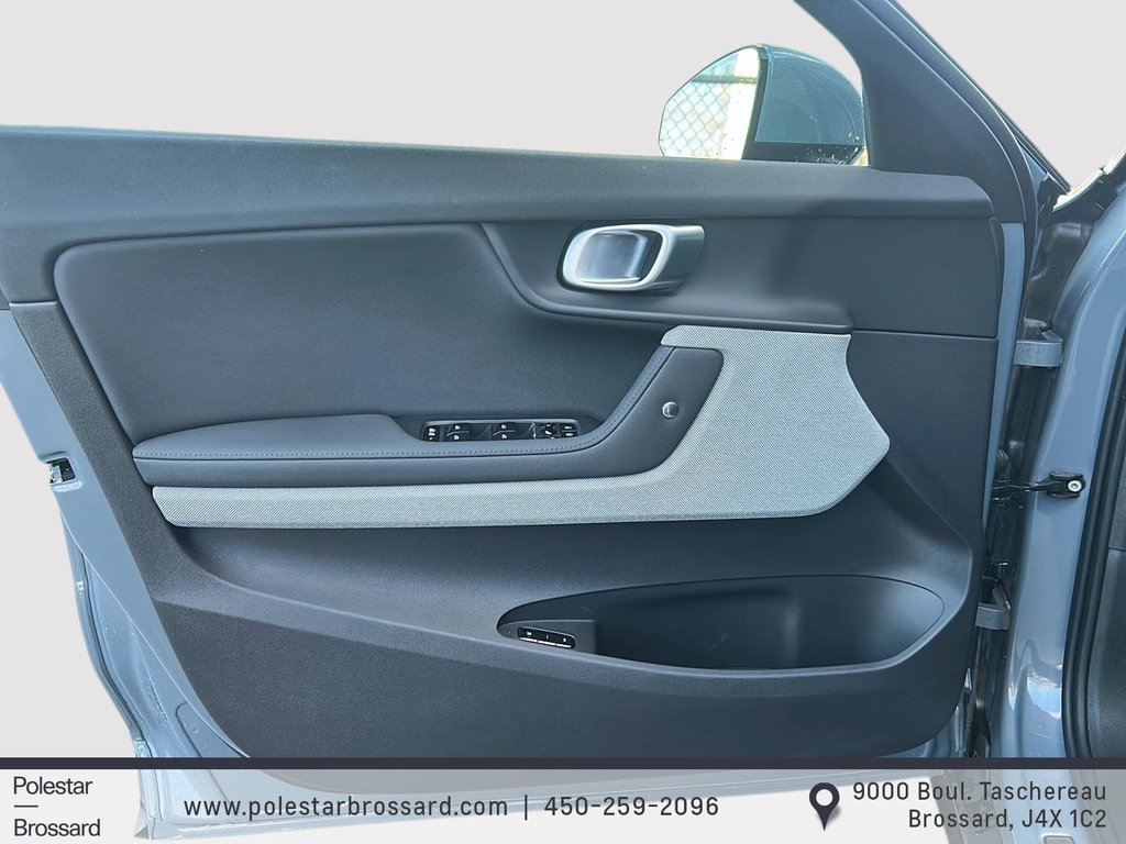 Polestar 2 BASE 2024 à Laval, Québec - 9 - w1024h768px