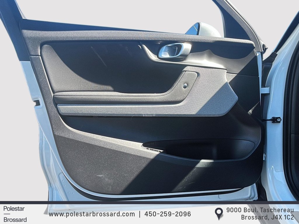 Polestar 2 BASE 2024 à Laval, Québec - 11 - w1024h768px