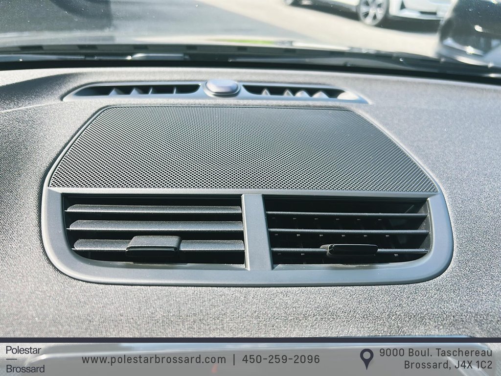 2024 Polestar 2 BASE in Laval, Quebec - 8 - w1024h768px
