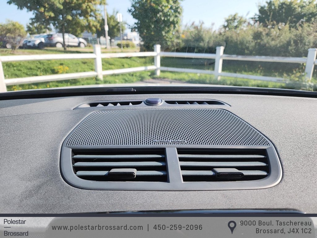 2024 Polestar 2 Plus in Laval, Quebec - 8 - w1024h768px