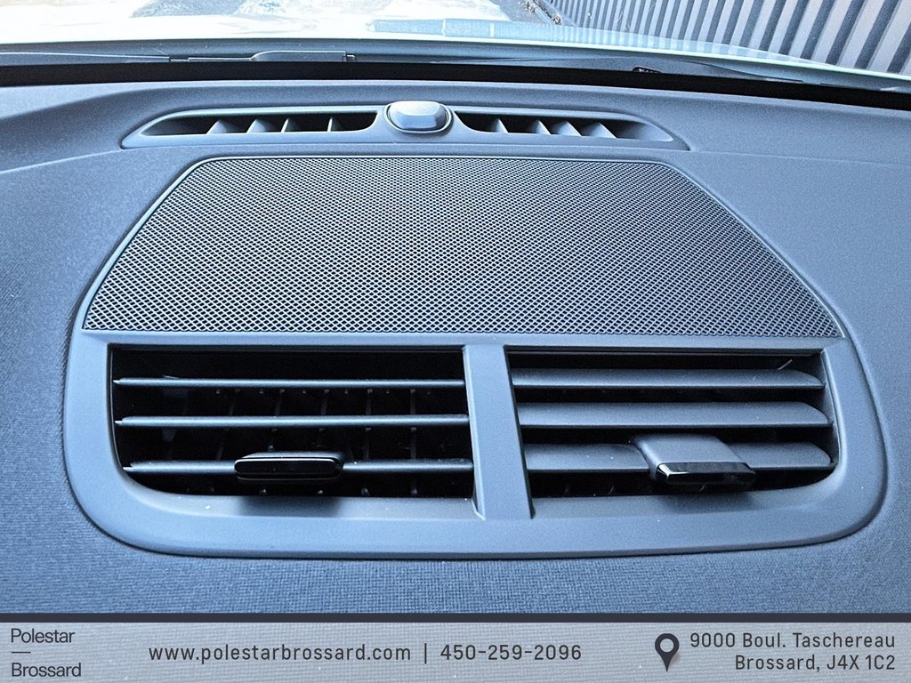 Polestar 2 BASE 2025 à Brossard, Québec - 8 - w1024h768px