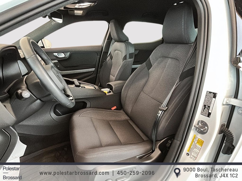 2025 Polestar 2 BASE in Brossard, Quebec - 9 - w1024h768px