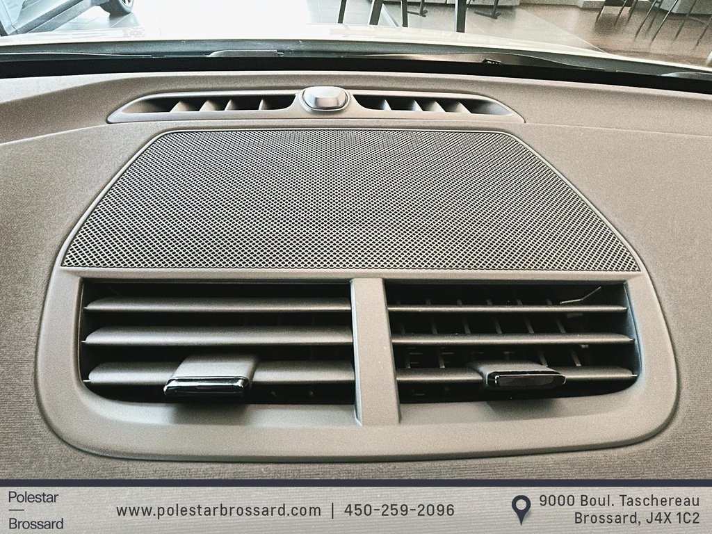 2025 Polestar 2 BASE in Brossard, Quebec - 8 - w1024h768px