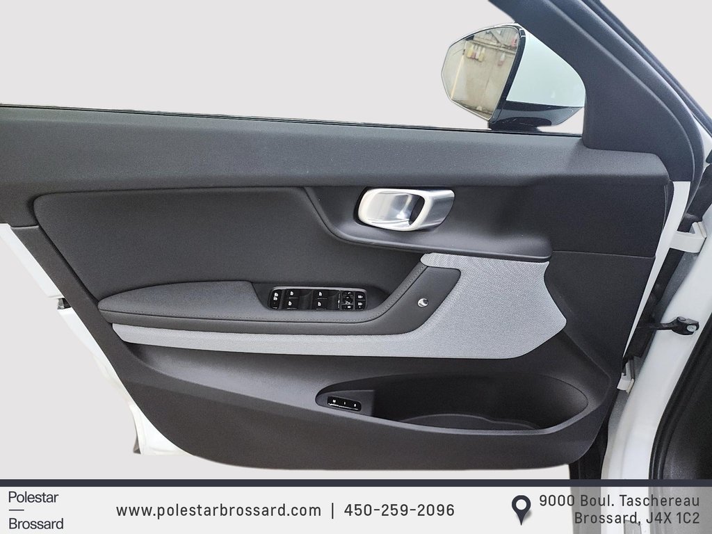2025 Polestar 2 PLUS, NO CLIMATE, HK in Laval, Quebec - 11 - w1024h768px