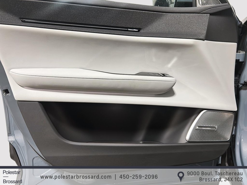 Polestar 3 BASE 2025 à Brossard, Québec - 11 - w1024h768px