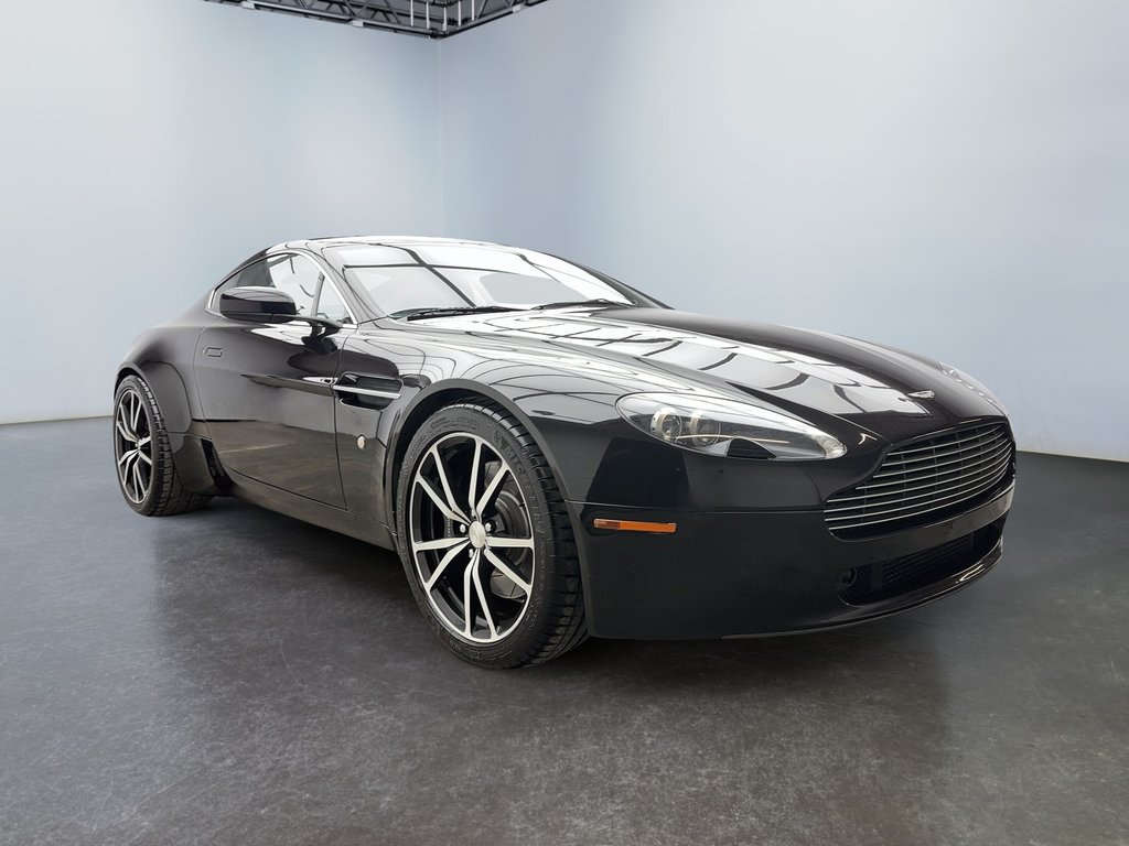 Aston Martin Vantage Manual Black Cherry metallic 2006 à Laval, Québec - 7 - w1024h768px
