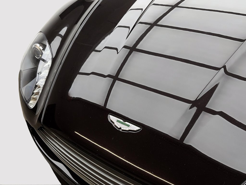 Aston Martin Vantage Manual Black Cherry metallic 2006 à Laval, Québec - 9 - w1024h768px