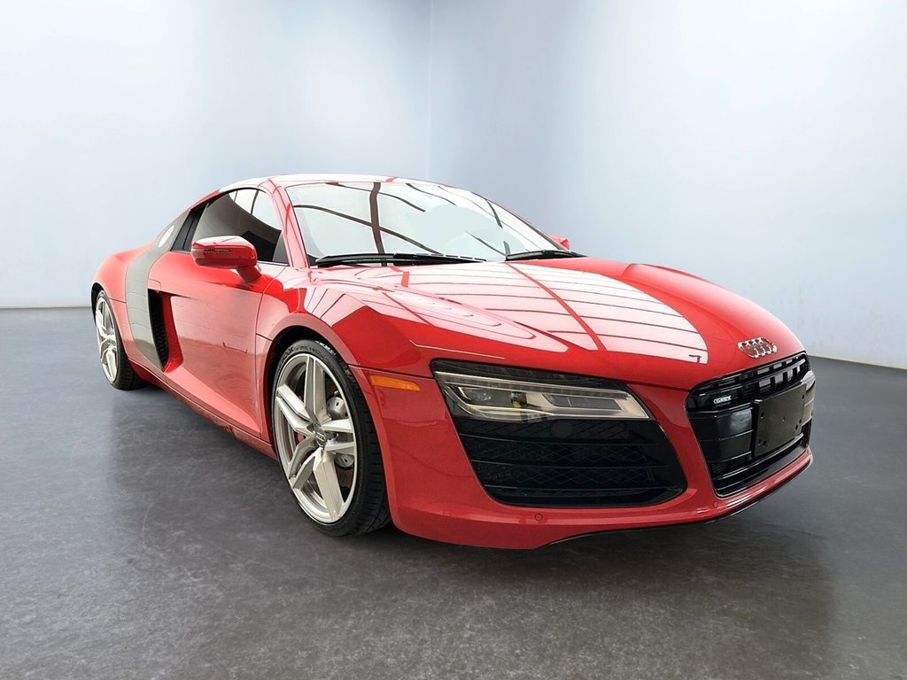 2015  R8 Automatique V8 in Laval, Quebec - 12 - w1024h768px