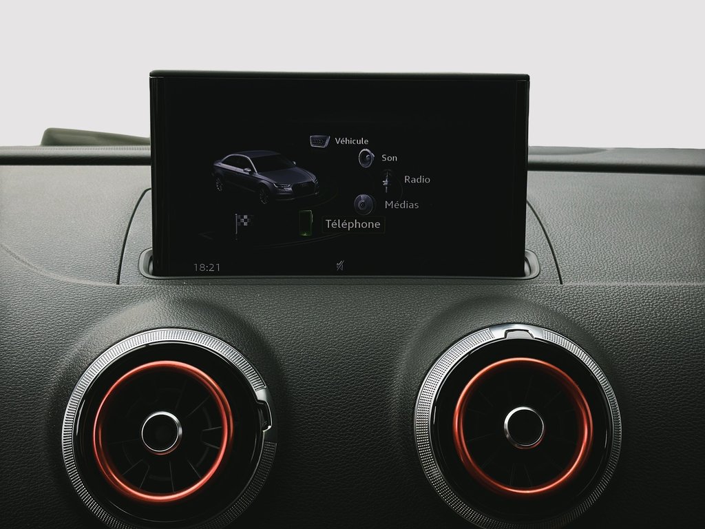 2018 Audi RS 3 Sedan 2.5 TFSI quattro S tronic in Laval, Quebec - 19 - w1024h768px