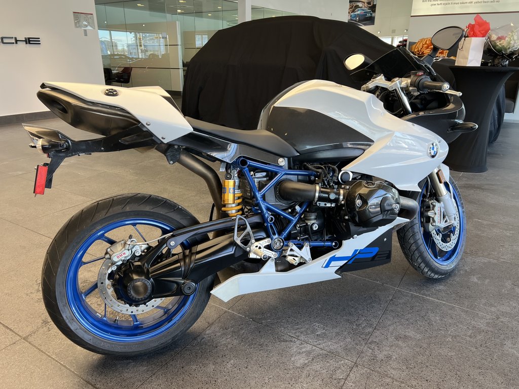 2009 BMW HP2 Sport BMW HP2 Sport in Laval, Quebec - 2 - w1024h768px