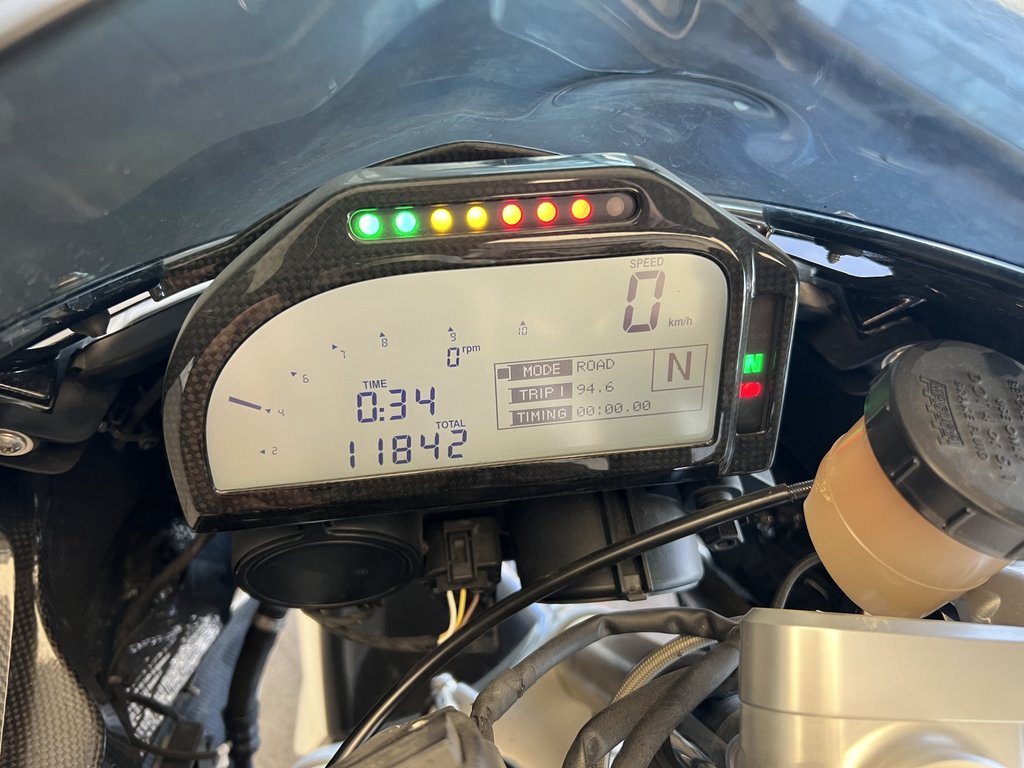 2009 BMW HP2 Sport BMW HP2 Sport in Laval, Quebec - 11 - w1024h768px