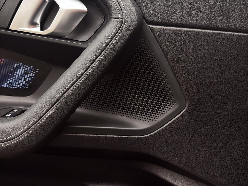 2024 BMW M2 Coupe Manual in Laval, Quebec - 26 - w1024h768px