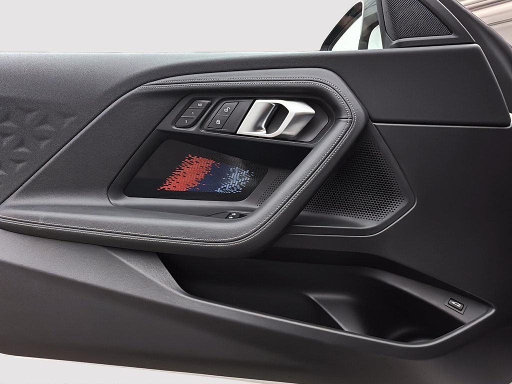 2024 BMW M2 Coupe Manual in Laval, Quebec - 23 - w1024h768px