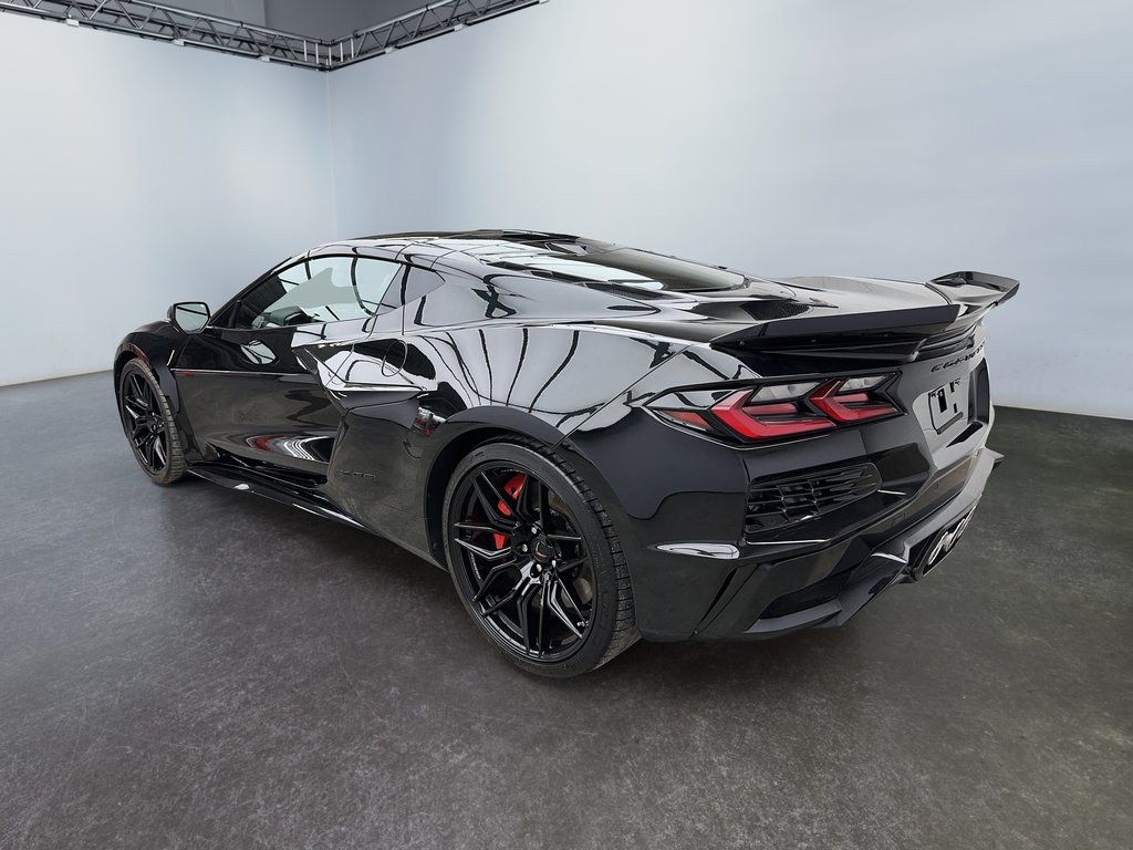 2023 Chevrolet Corvette Z06 ** 3LZ ** in Laval, Quebec - 3 - w1024h768px