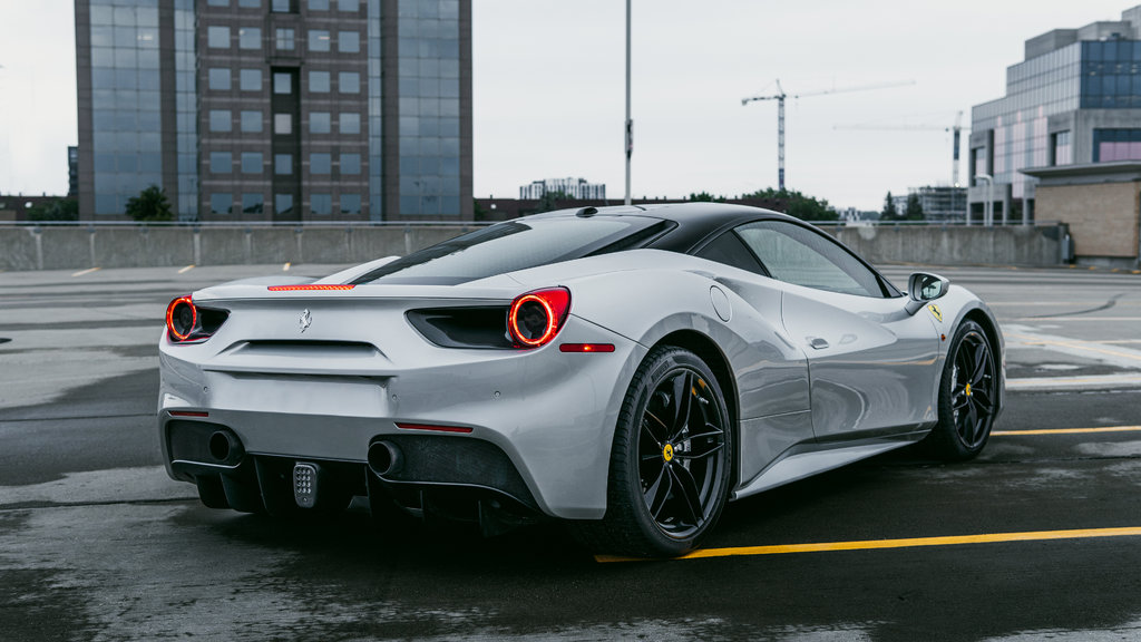 2017  488 GTB 1an garantie Ferrari offert/Carbon steering wheel, in Laval, Quebec - 5 - w1024h768px