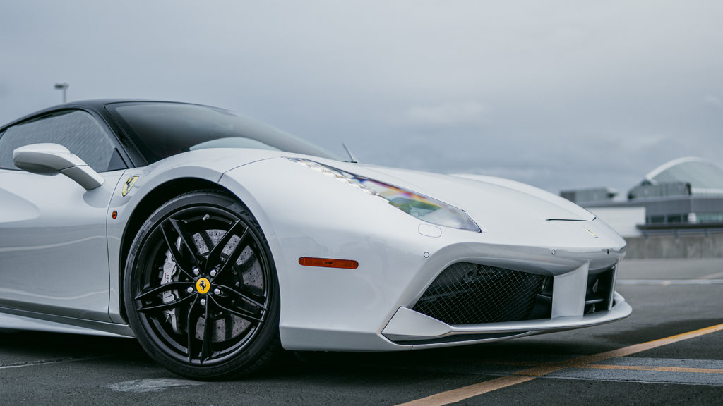 2017  488 GTB 1an garantie Ferrari offert/Carbon steering wheel, in Laval, Quebec - 16 - w1024h768px