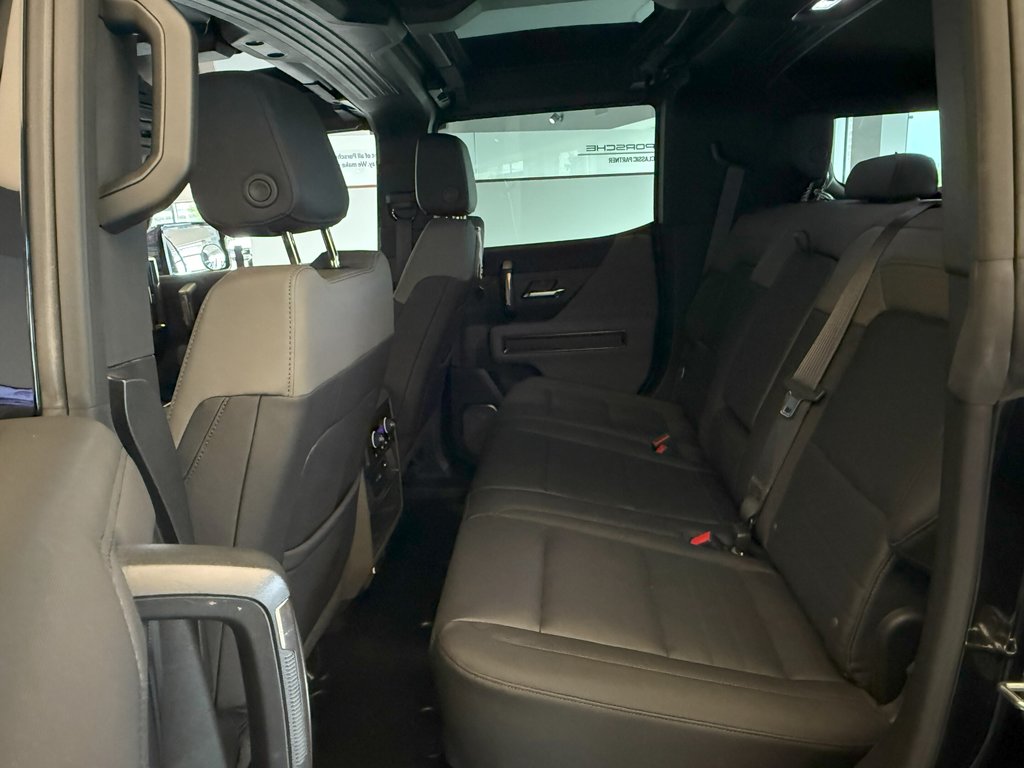 2024 GMC HUMMER EV SUV E4WD 4dr 2X in Laval, Quebec - 19 - w1024h768px