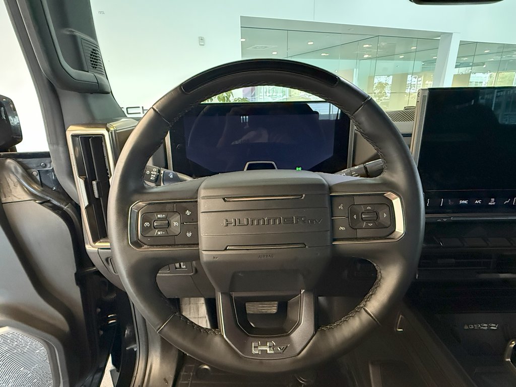 2024 GMC HUMMER EV SUV E4WD 4dr 2X in Laval, Quebec - 14 - w1024h768px