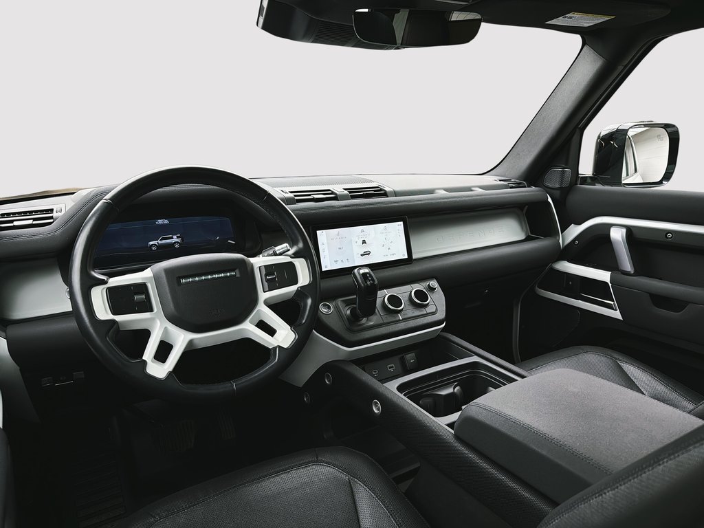 Land Rover Defender 110 X-Dynamic SE AWD 2022 à Laval, Québec - 15 - w1024h768px