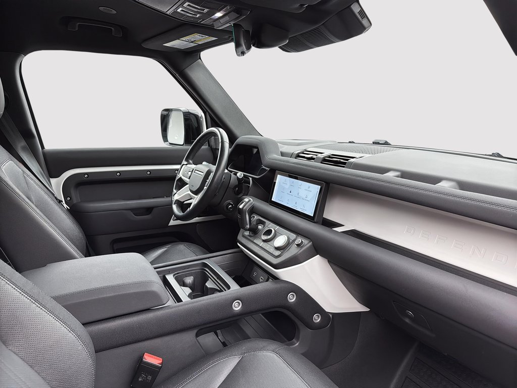 Land Rover Defender 110 X-Dynamic SE AWD 2022 à Laval, Québec - 23 - w1024h768px