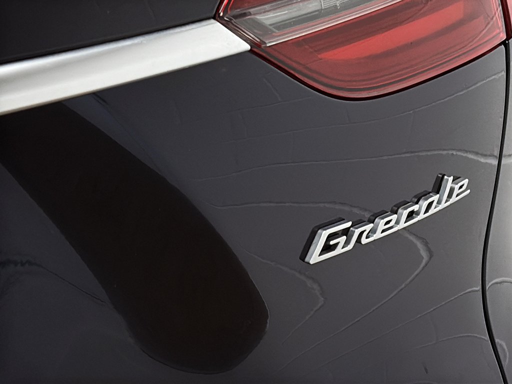 2023 Maserati Grecale Modena AWD in Laval, Quebec - 9 - w1024h768px