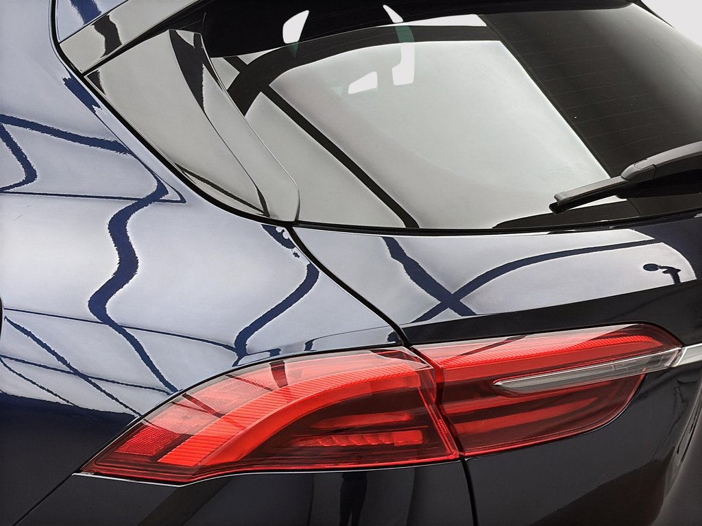 2023 Maserati Grecale Modena AWD in Laval, Quebec - 11 - w1024h768px