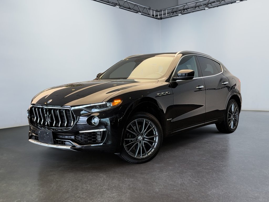 Maserati Levante GranLusso 3.0L 2021 à Laval, Québec - 1 - w1024h768px